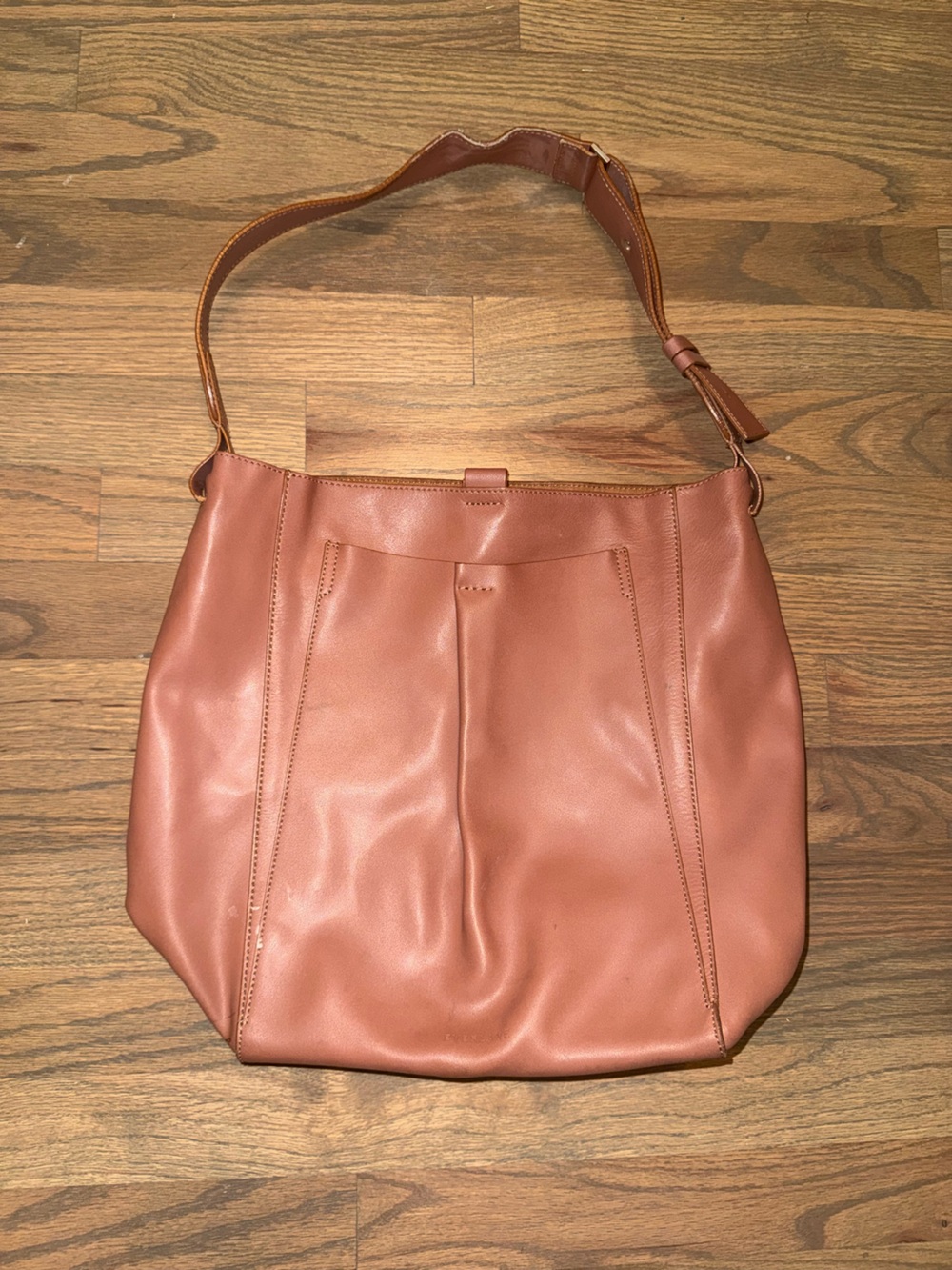 Women's Everlane Studio Leather Shoulder Bag in Warm Brown